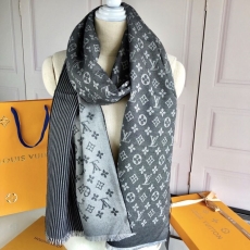 Louis Vuitton Scarf